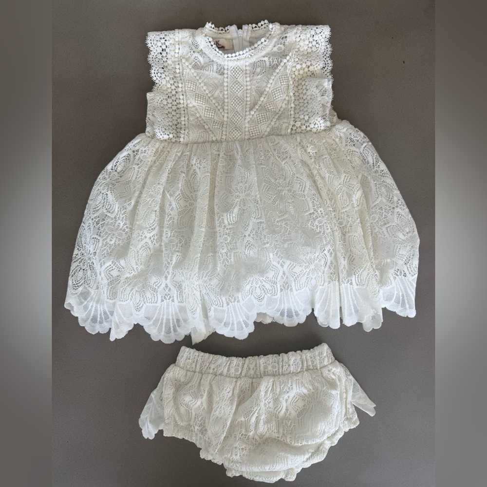 MAK Country Lace Baby Dress & Bloomers Set – White/Ivory